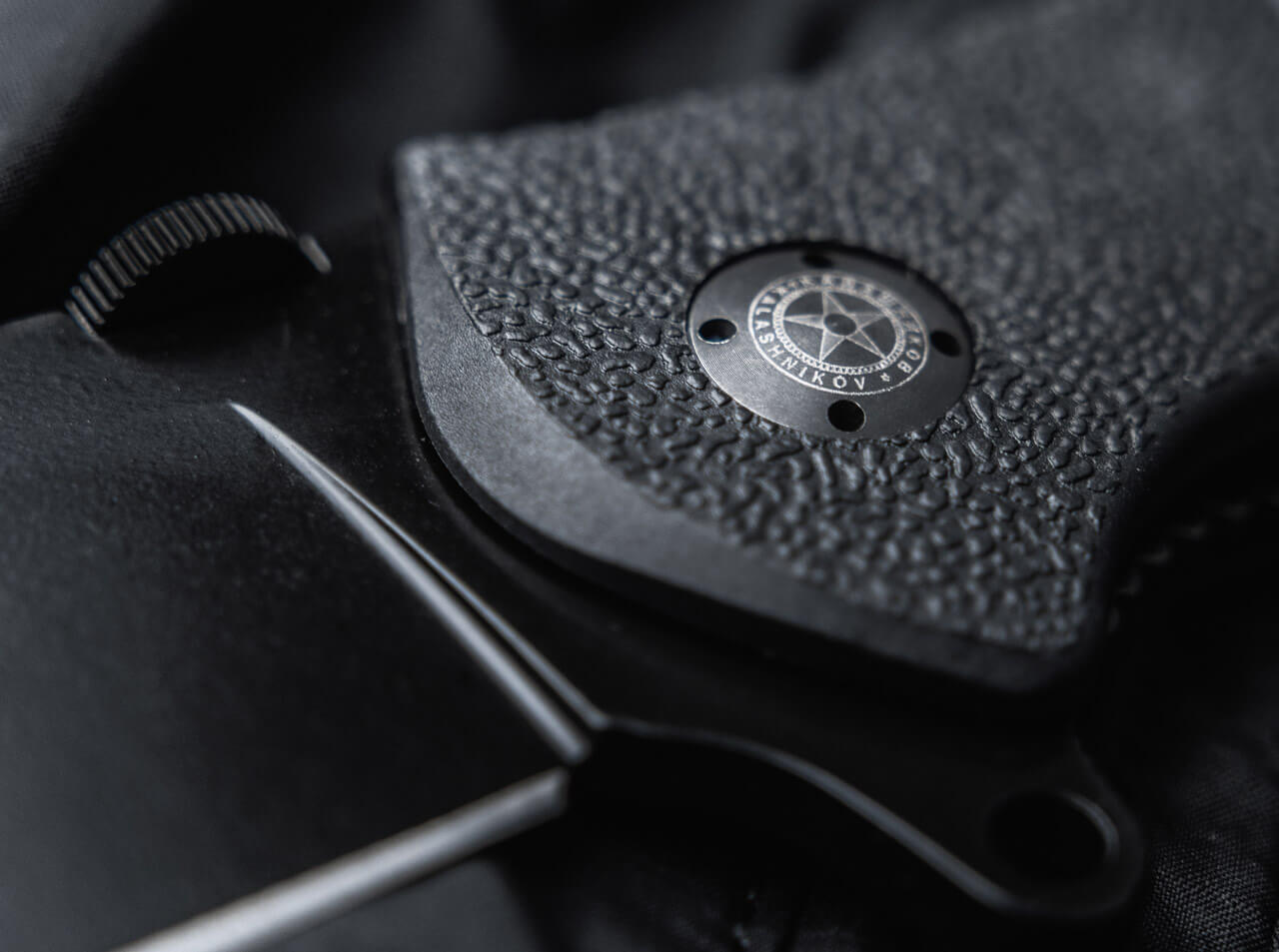 Boker Plus AK101 2.0