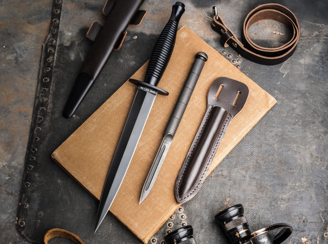 History Knife & Tool Commando Dagger