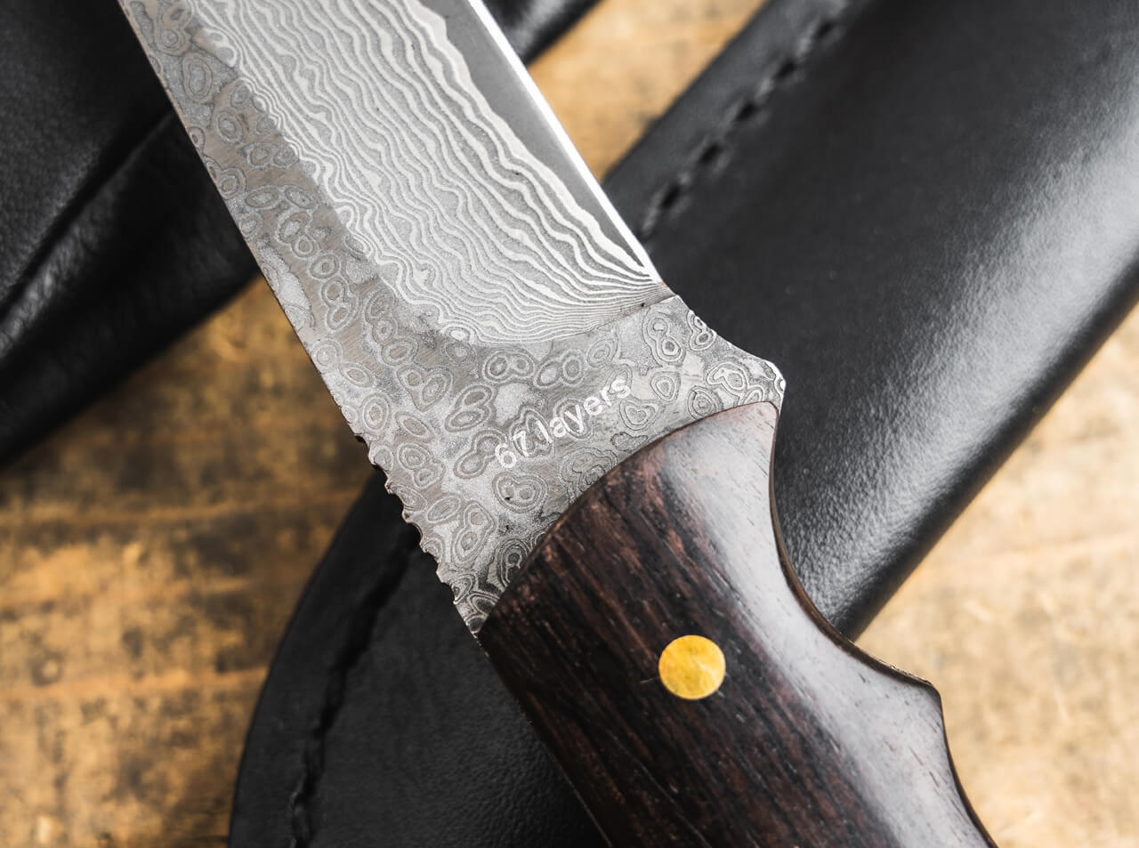 Magnum Vernery Damast Knife