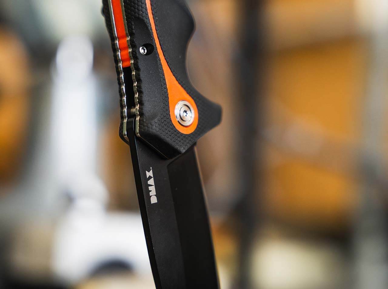 DMAX Chainsaw Attendant