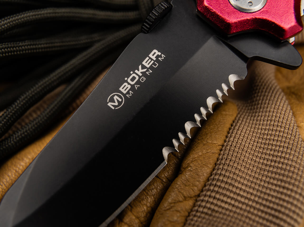 Magnum Fire Fighter Red