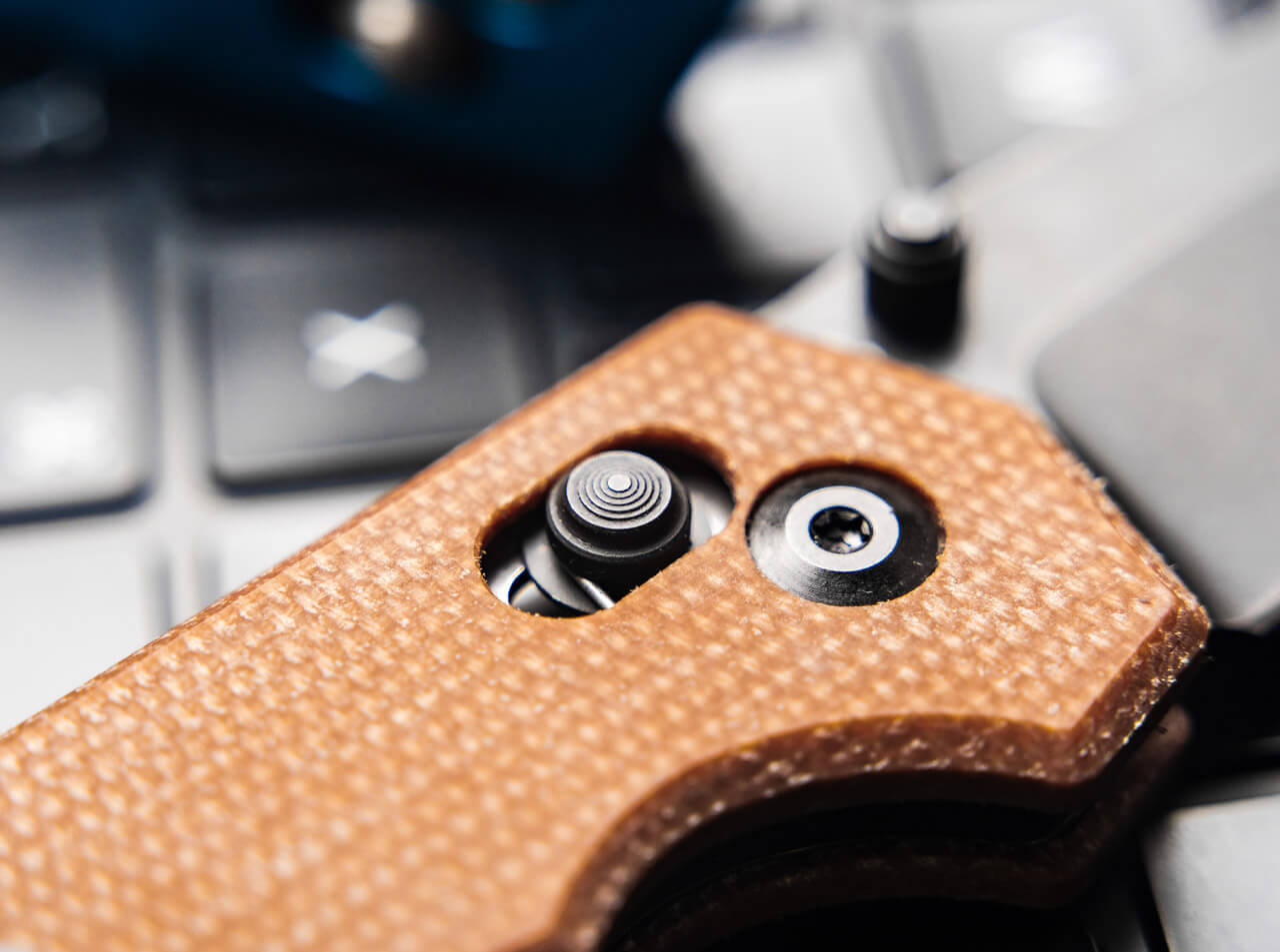 Magnum Rockstub Brown Micarta