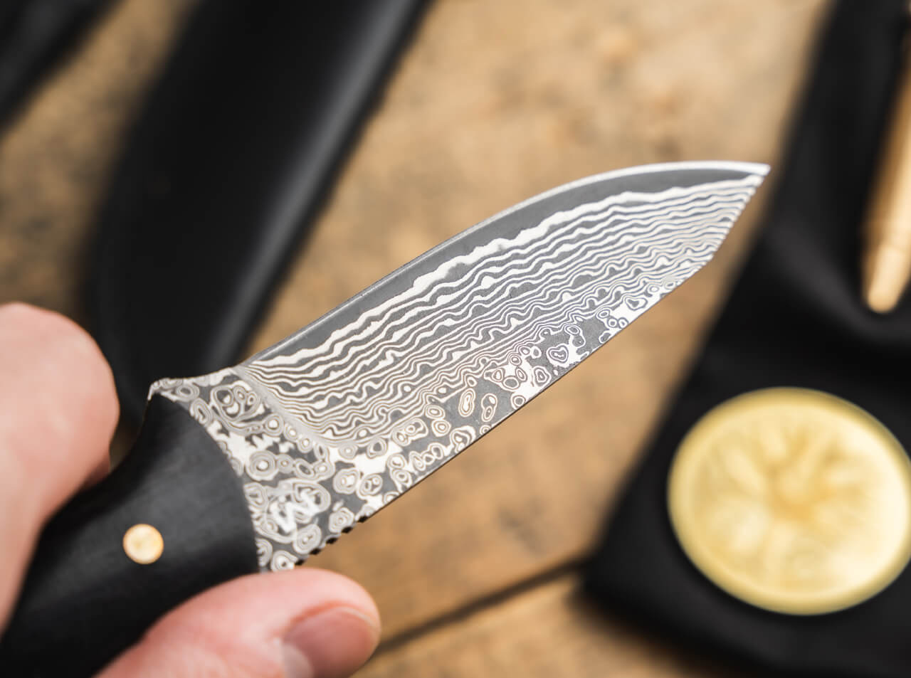 Magnum Vernery Damast Knife