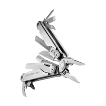 Leatherman Surge multitool - detail view